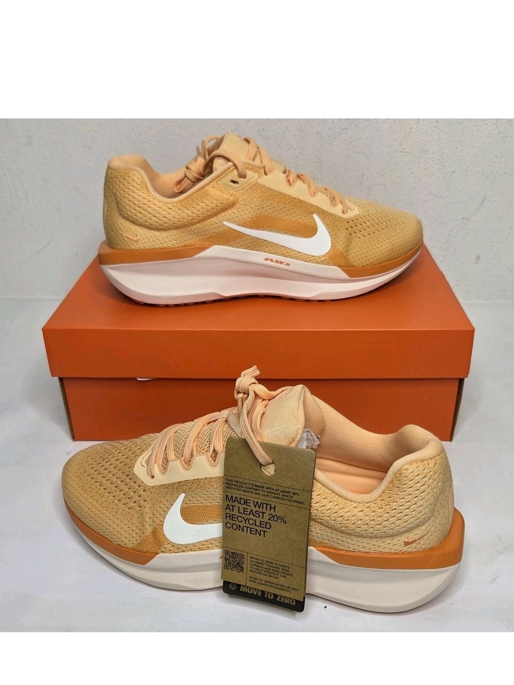 Nike Air Winflo 11 NWT Womens 9 Orange Running Athletic Shoes Comfort FJ9510 700